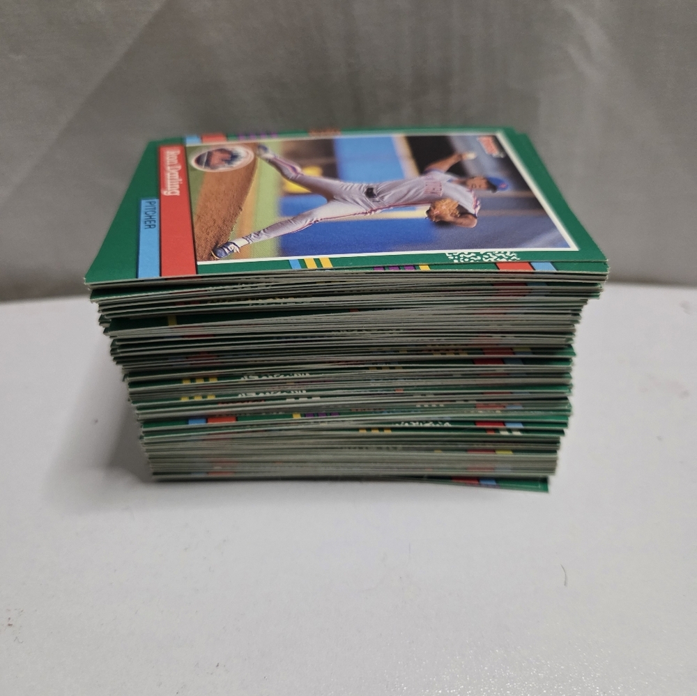 Stack of Vintage Baseball Cards Donruss 91, 120plus Cards